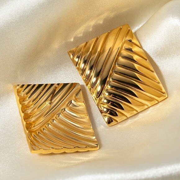 Yellow Gold Women's 18K Gold Plated Stainless Steel Striped Earring - Picture 6 of 10